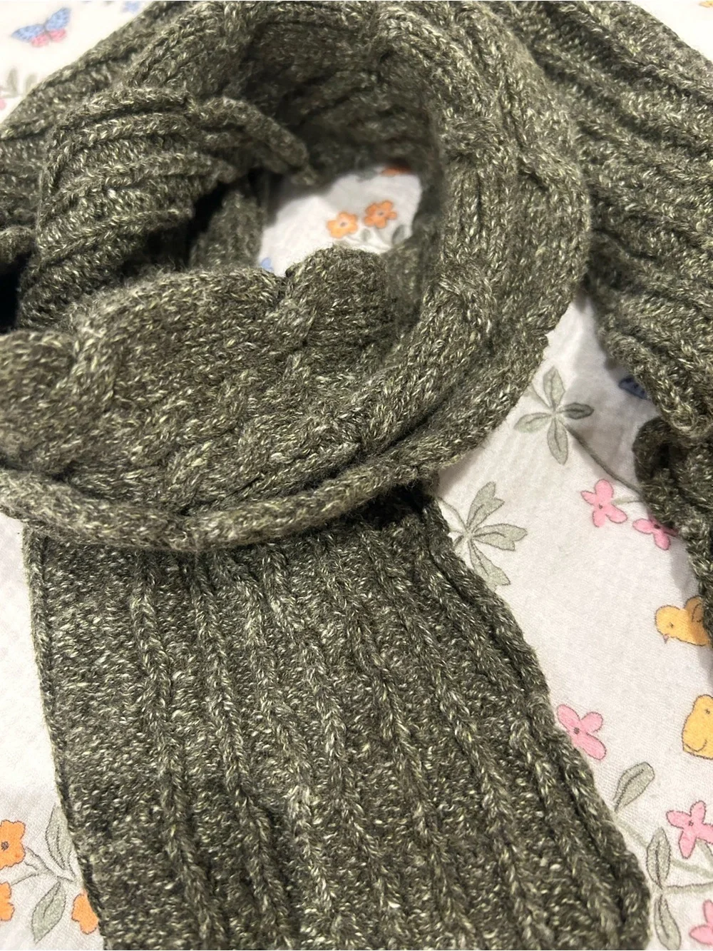 GAP Boys Dark Green Ribbed Knit Scarf 100% Cotton One Size
